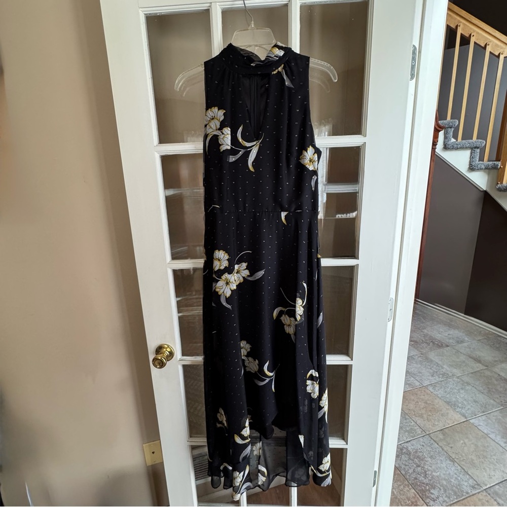 White House Black Market Black Floral Halter High-low Maxi Dress Size 8